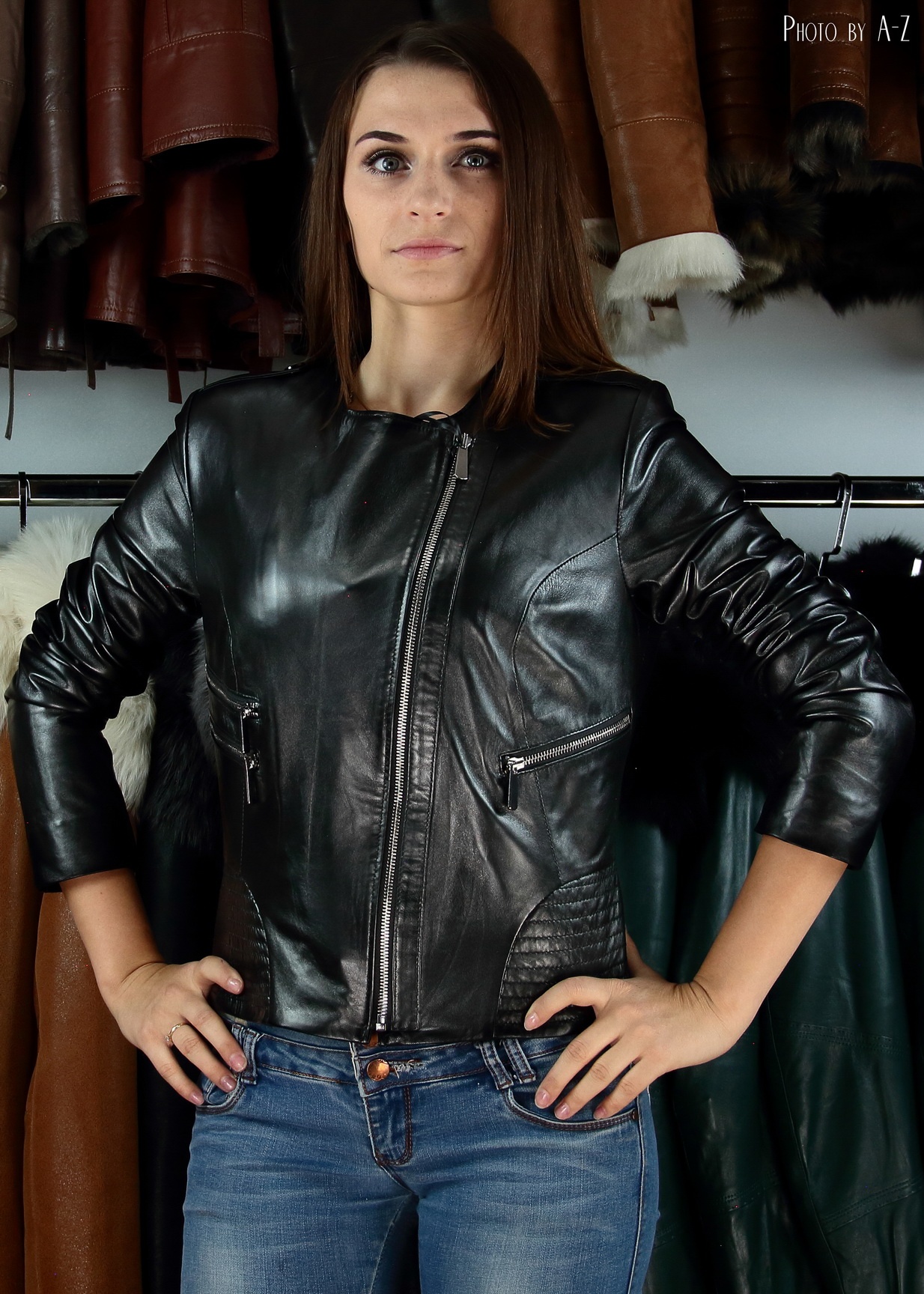 VCN Leather куртка женская